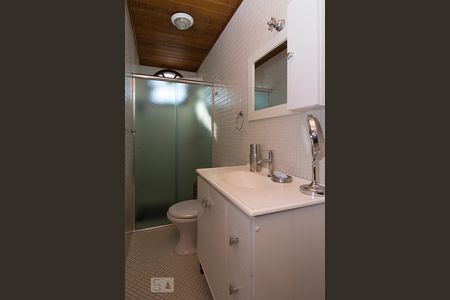 Casa à venda com 285m², 7 quartos e 3 vagasPiso 3 - Banheiro da Suíte