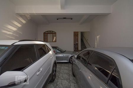 Casa à venda com 285m², 7 quartos e 3 vagasPiso Inferior - Garagem