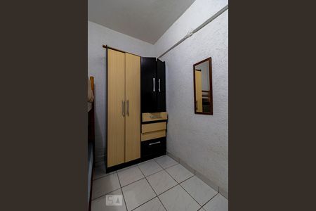 Casa à venda com 250m², 3 quartos e 1 vaga Casa à venda com 250m², 3 quartos e 1 vagaEdícula