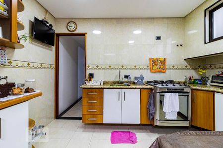 Casa à venda com 250m², 3 quartos e 1 vaga Casa à venda com 250m², 3 quartos e 1 vagaCozinha