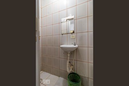 Casa à venda com 250m², 3 quartos e 1 vaga Casa à venda com 250m², 3 quartos e 1 vagaEdícula