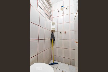 Casa à venda com 250m², 3 quartos e 1 vaga Casa à venda com 250m², 3 quartos e 1 vagaEdícula