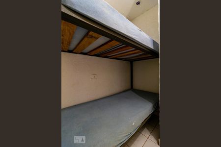 Casa à venda com 250m², 3 quartos e 1 vaga Casa à venda com 250m², 3 quartos e 1 vagaEdícula