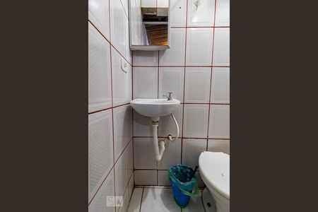 Casa à venda com 250m², 3 quartos e 1 vaga Casa à venda com 250m², 3 quartos e 1 vagaEdícula