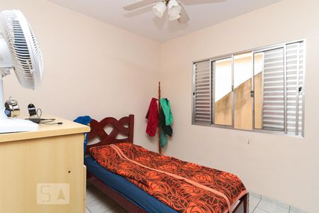 Casa à venda com 200m², 5 quartos e 2 vagas Casa à venda com 200m², 5 quartos e 2 vagasQuarto 2