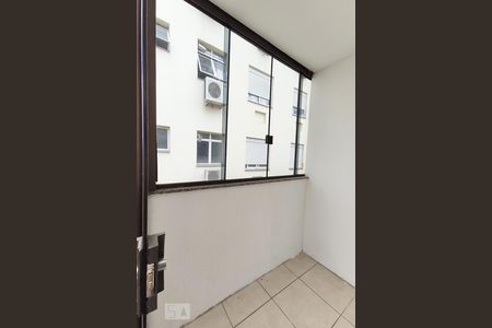 Apartamento à venda com 120m², 3 quartos e 1 vagaÁrea de Serviço