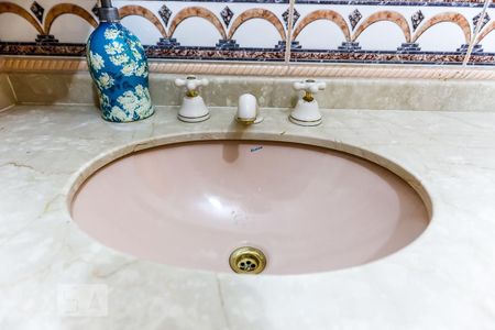 Apartamento à venda com 93m², 3 quartos e 2 vagasBanheiro