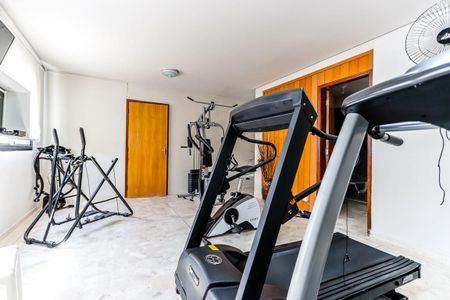 Apartamento à venda com 93m², 3 quartos e 2 vagasÁrea Comum - Academia