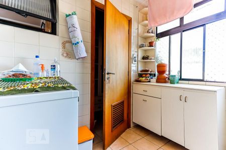 Apartamento à venda com 93m², 3 quartos e 2 vagasÁrea de Serviço