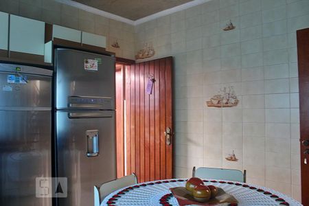 Casa à venda com 250m², 3 quartos e 3 vagasCozinha