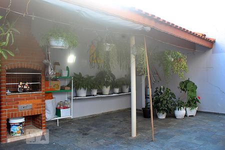 Casa à venda com 250m², 3 quartos e 3 vagasÁrea Comum - Churrasqueira