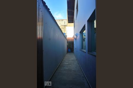 Casa à venda com 250m², 3 quartos e 3 vagasCorredor