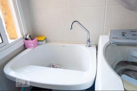 Apartamento à venda com 64m², 2 quartos e 1 vaga Apartamento à venda com 64m², 2 quartos e 1 vagaCozinha