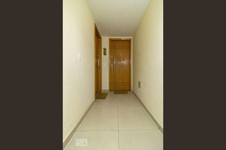 Apartamento à venda com 93m², 3 quartos e 1 vaga Apartamento à venda com 93m², 3 quartos e 1 vagaHall de Entrada do Apartamento