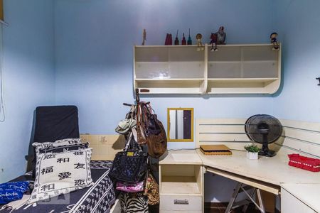 Casa à venda com 2000m², 5 quartos e 6 vagasQuarto 2