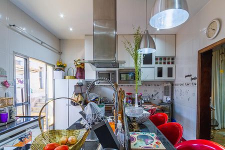 Casa à venda com 2000m², 5 quartos e 6 vagasCozinha