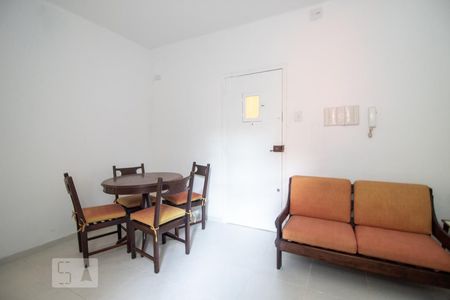 Sala de apartamento para alugar com 2 quartos, 68m² em Petrópolis, Porto Alegre