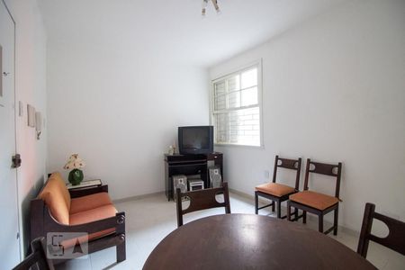 Sala de apartamento para alugar com 2 quartos, 68m² em Petrópolis, Porto Alegre