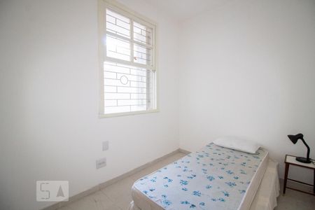 Quarto 2 de apartamento para alugar com 2 quartos, 68m² em Petrópolis, Porto Alegre