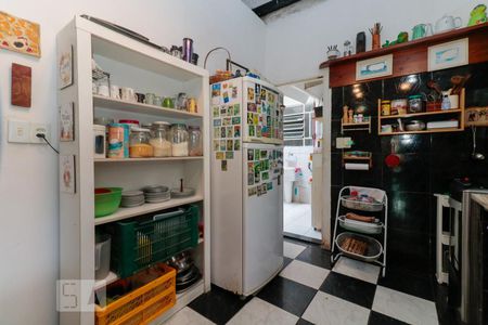 Casa à venda com 150m², 3 quartos e sem vaga Casa à venda com 150m², 3 quartos e sem vagaCozinha