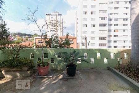 Casa à venda com 150m², 3 quartos e sem vaga Casa à venda com 150m², 3 quartos e sem vagaTeraço
