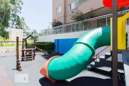 Apartamento à venda com 124m², 3 quartos e 2 vagas Apartamento à venda com 124m², 3 quartos e 2 vagasÁrea Comum - Playground