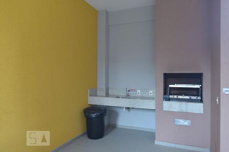 Apartamento para alugar com 35m², 2 quartos e sem vagaÁrea comum - Churrasqueira