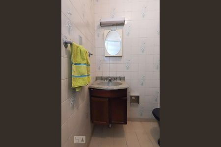 Apartamento à venda com 70m², 2 quartos e sem vaga Apartamento à venda com 70m², 2 quartos e sem vagaBanheiro