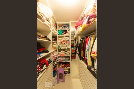 Apartamento à venda com 115m², 4 quartos e 2 vagasQuarto 4