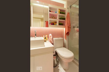 Apartamento à venda com 115m², 4 quartos e 2 vagasBanheiro