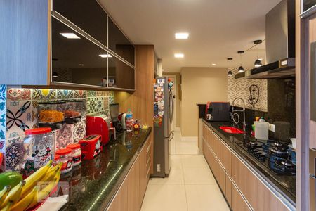 Apartamento à venda com 115m², 4 quartos e 2 vagasCozinha e Área de Serviço