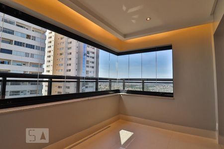 Sala de apartamento para alugar com 3 quartos, 107m² em Park Lozandes, Goiânia