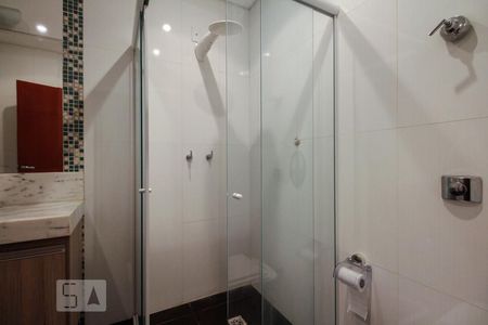 Casa à venda com 400m², 4 quartos e 8 vagas Casa à venda com 400m², 4 quartos e 8 vagasBanheiro Suíte 2