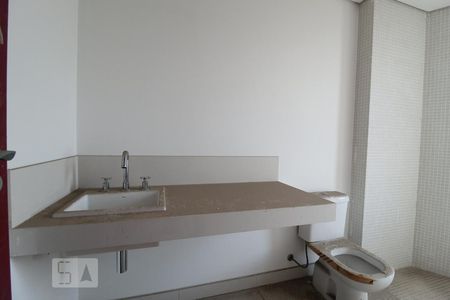 Apartamento para alugar com 275m², 4 quartos e 4 vagasBanheiro suíte 3