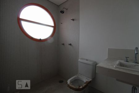 Apartamento para alugar com 275m², 4 quartos e 4 vagasBanheiro escritório ou suíte 1