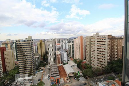 Apartamento para alugar com 275m², 4 quartos e 4 vagasVista varanda suíte 2 e 3