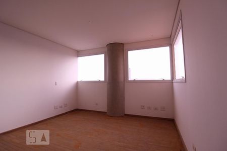 Apartamento para alugar com 275m², 4 quartos e 4 vagasEscritório ou suíte 1