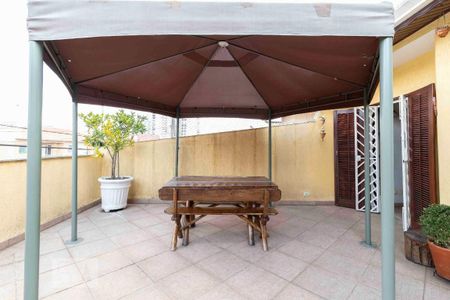 Casa à venda com 225m², 3 quartos e 2 vagas Casa à venda com 225m², 3 quartos e 2 vagasVaranda da Suíte