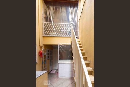 Casa à venda com 225m², 3 quartos e 2 vagas Casa à venda com 225m², 3 quartos e 2 vagasÁrea Externa - Lateral