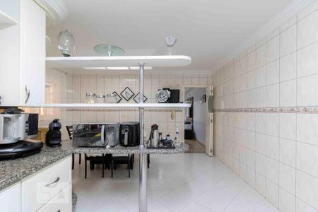 Casa à venda com 225m², 3 quartos e 2 vagas Casa à venda com 225m², 3 quartos e 2 vagasCozinha