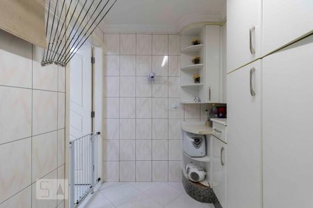 Casa à venda com 225m², 3 quartos e 2 vagas Casa à venda com 225m², 3 quartos e 2 vagasÁrea de Serviço