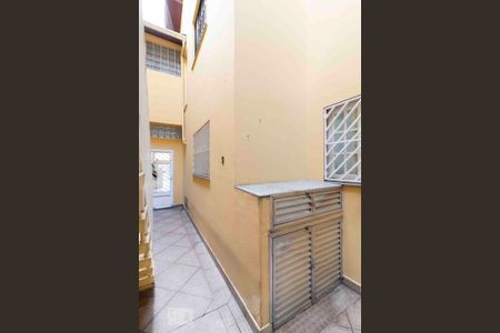 Casa à venda com 225m², 3 quartos e 2 vagas Casa à venda com 225m², 3 quartos e 2 vagasÁrea Externa - Lateral