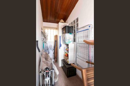 Casa à venda com 225m², 3 quartos e 2 vagas Casa à venda com 225m², 3 quartos e 2 vagasEspaço Externo - Varanda da Suíte