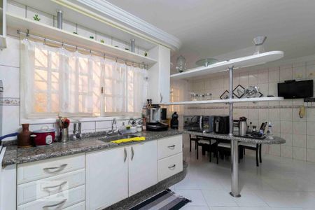 Casa à venda com 225m², 3 quartos e 2 vagas Casa à venda com 225m², 3 quartos e 2 vagasCozinha