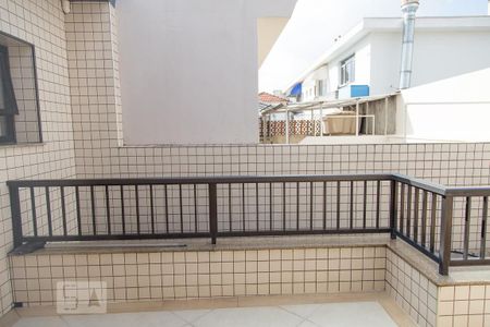 Casa à venda com 260m², 3 quartos e 3 vagas Casa à venda com 260m², 3 quartos e 3 vagasVista do Quarto 3