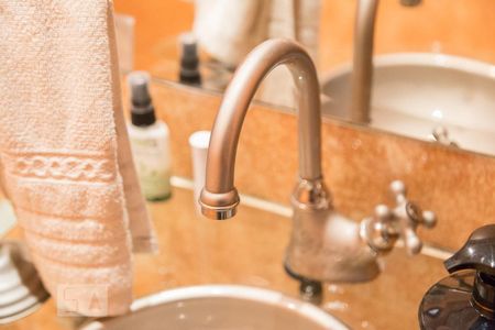 Casa à venda com 260m², 3 quartos e 3 vagas Casa à venda com 260m², 3 quartos e 3 vagasLavabo