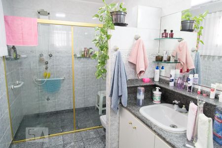 Casa à venda com 260m², 3 quartos e 3 vagas Casa à venda com 260m², 3 quartos e 3 vagasBanheiro do Quarto 3