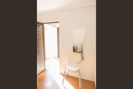 Casa à venda com 260m², 3 quartos e 3 vagas Casa à venda com 260m², 3 quartos e 3 vagasQuarto de Serviço