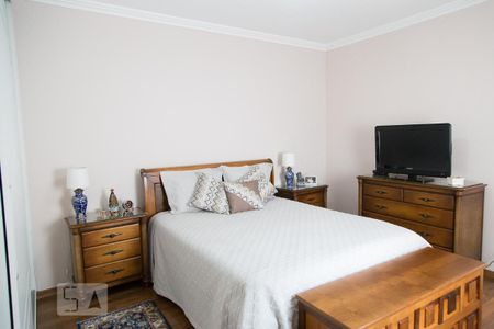 Casa à venda com 260m², 3 quartos e 3 vagas Casa à venda com 260m², 3 quartos e 3 vagasQuarto 3