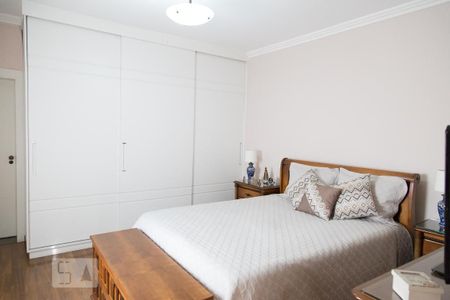 Casa à venda com 260m², 3 quartos e 3 vagas Casa à venda com 260m², 3 quartos e 3 vagasQuarto 3